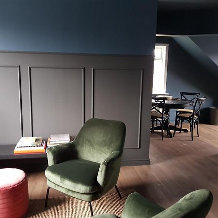 Inni - Boutique Apartments Hveragerdi Rum bild